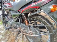 https://riyasewana.com/uploads/bajaj-platina-125-2310533219573.jpg