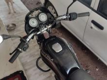 https://riyasewana.com/uploads/bajaj-platina-125-261502356055.jpg