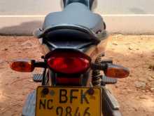 https://riyasewana.com/uploads/bajaj-platina-1320570313124.jpg