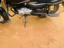 https://riyasewana.com/uploads/bajaj-platina-141051046025.jpg