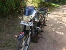https://riyasewana.com/uploads/bajaj-platina-1685209487389.jpg