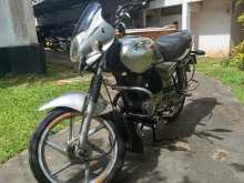 https://riyasewana.com/uploads/bajaj-platina-1820381813652.jpg