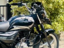 Bajaj Platina 2017 Motorbike