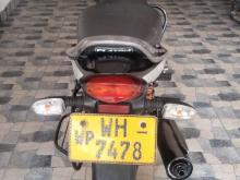 https://riyasewana.com/uploads/bajaj-platina-241457236164.jpg