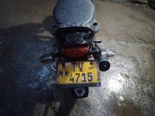 https://riyasewana.com/uploads/bajaj-platina-242131166476.jpg