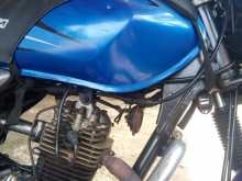 https://riyasewana.com/uploads/bajaj-platina-2510074713403.jpg