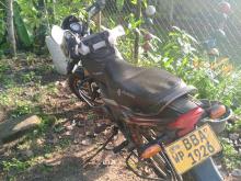 https://riyasewana.com/uploads/bajaj-platina-261309376114.jpg