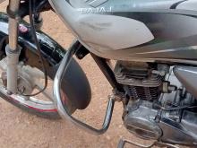https://riyasewana.com/uploads/bajaj-platina-312208376986.jpg