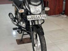 https://riyasewana.com/uploads/bajaj-platina-41707016116.jpg