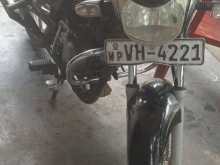 https://riyasewana.com/uploads/bajaj-platina-9933124603.jpg
