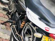 https://riyasewana.com/uploads/bajaj-platina-dis-2618395322893.jpg