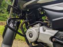 https://riyasewana.com/uploads/bajaj-platina-es-251323474113.jpg