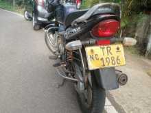 https://riyasewana.com/uploads/bajaj-platina100-58544613983.jpg