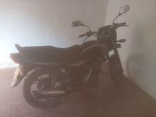 https://riyasewana.com/uploads/bajaj-platina125-14744586124.jpg