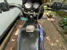 https://riyasewana.com/uploads/bajaj-platine-125-2857451124.jpg