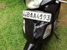 Hero Pleasure 2013 Motorbike