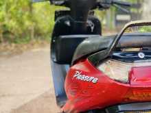 https://riyasewana.com/uploads/bajaj-pleasure-15311422143.jpg