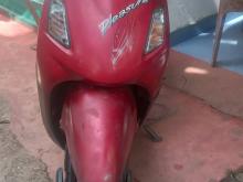 Hero Pleasure 2012 Motorbike