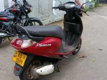 https://riyasewana.com/uploads/bajaj-pleasure-2517125813452.jpg