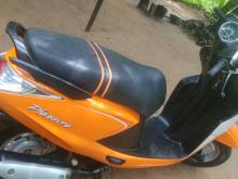 Hero Pleasure 2016 Motorbike