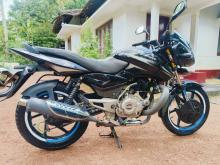 Bajaj Pulsar 150 2014 Motorbike