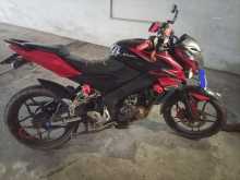 Bajaj Pulsar 150 2016 Motorbike