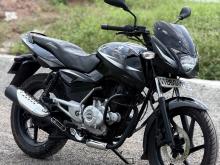 Bajaj Pulsar 2014 Motorbike