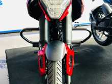 https://riyasewana.com/uploads/bajaj-pulsar-125-141632161302.jpg