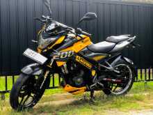 https://riyasewana.com/uploads/bajaj-pulsar-128120313713.jpg