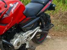 https://riyasewana.com/uploads/bajaj-pulsar-135-1010165813634.jpg