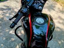 https://riyasewana.com/uploads/bajaj-pulsar-135-1017574313172.jpg