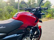 https://riyasewana.com/uploads/bajaj-pulsar-135-101940356534.jpg