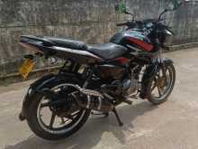 https://riyasewana.com/uploads/bajaj-pulsar-135-107423613153.jpg