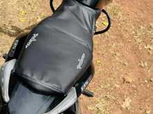 https://riyasewana.com/uploads/bajaj-pulsar-135-1112513222373.jpg