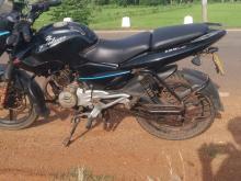 https://riyasewana.com/uploads/bajaj-pulsar-135-111821166424.jpg