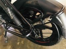 https://riyasewana.com/uploads/bajaj-pulsar-135-1118420924603.jpg