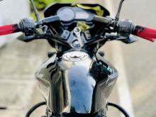 https://riyasewana.com/uploads/bajaj-pulsar-135-114281024842.jpg