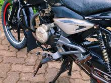 https://riyasewana.com/uploads/bajaj-pulsar-135-11546346115.jpg