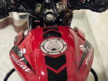 https://riyasewana.com/uploads/bajaj-pulsar-135-117550513454.jpg
