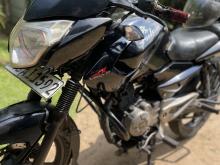 https://riyasewana.com/uploads/bajaj-pulsar-135-1321332219535.jpg