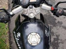 https://riyasewana.com/uploads/bajaj-pulsar-135-13924171311328.jpg