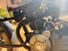 https://riyasewana.com/uploads/bajaj-pulsar-135-1412281413704.jpg