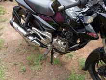 https://riyasewana.com/uploads/bajaj-pulsar-135-1621483013594.jpg
