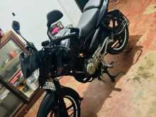 https://riyasewana.com/uploads/bajaj-pulsar-135-168413413743.jpg