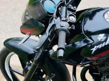 https://riyasewana.com/uploads/bajaj-pulsar-135-172004356665.jpg