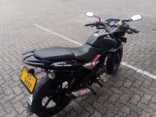 https://riyasewana.com/uploads/bajaj-pulsar-135-17634116134.jpg