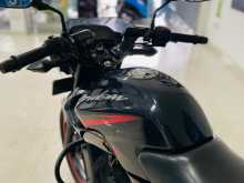 https://riyasewana.com/uploads/bajaj-pulsar-135-17911531363.jpg