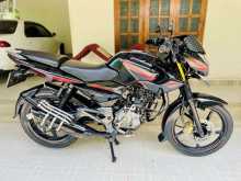 https://riyasewana.com/uploads/bajaj-pulsar-135-18004522203.jpg