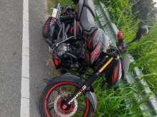 https://riyasewana.com/uploads/bajaj-pulsar-135-182231084392.jpg