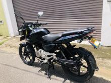 https://riyasewana.com/uploads/bajaj-pulsar-135-2013331519804.jpg